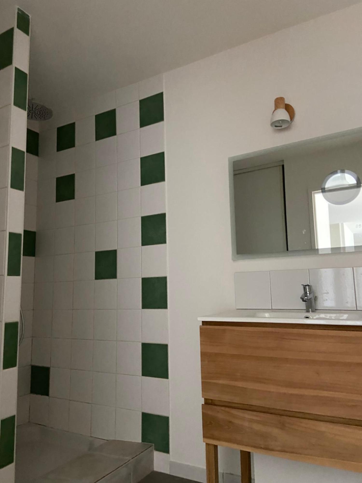 Maison, Canal Du Midi Piscine Homps  Esterno foto